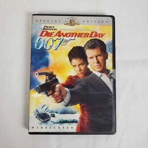 Die Another Day (DVD, 2002, Pierce Brosnan & Halle Berry, 007 Special Edition)